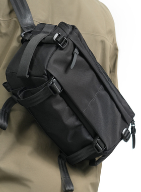 X8斜挎包户外战术机能相机包胸包城市通勤商务出行多功能单肩背包