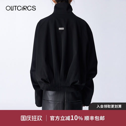OUTCiRCS立领褶插肩袖挺阔夹克