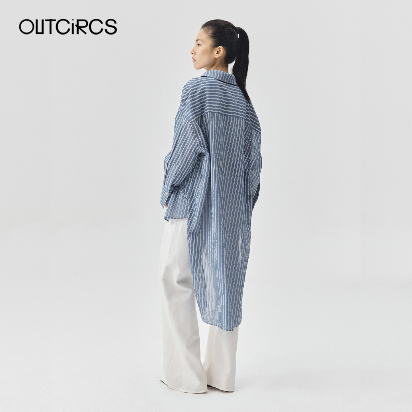 OUTCiRCS夏日条纹长款衬衫