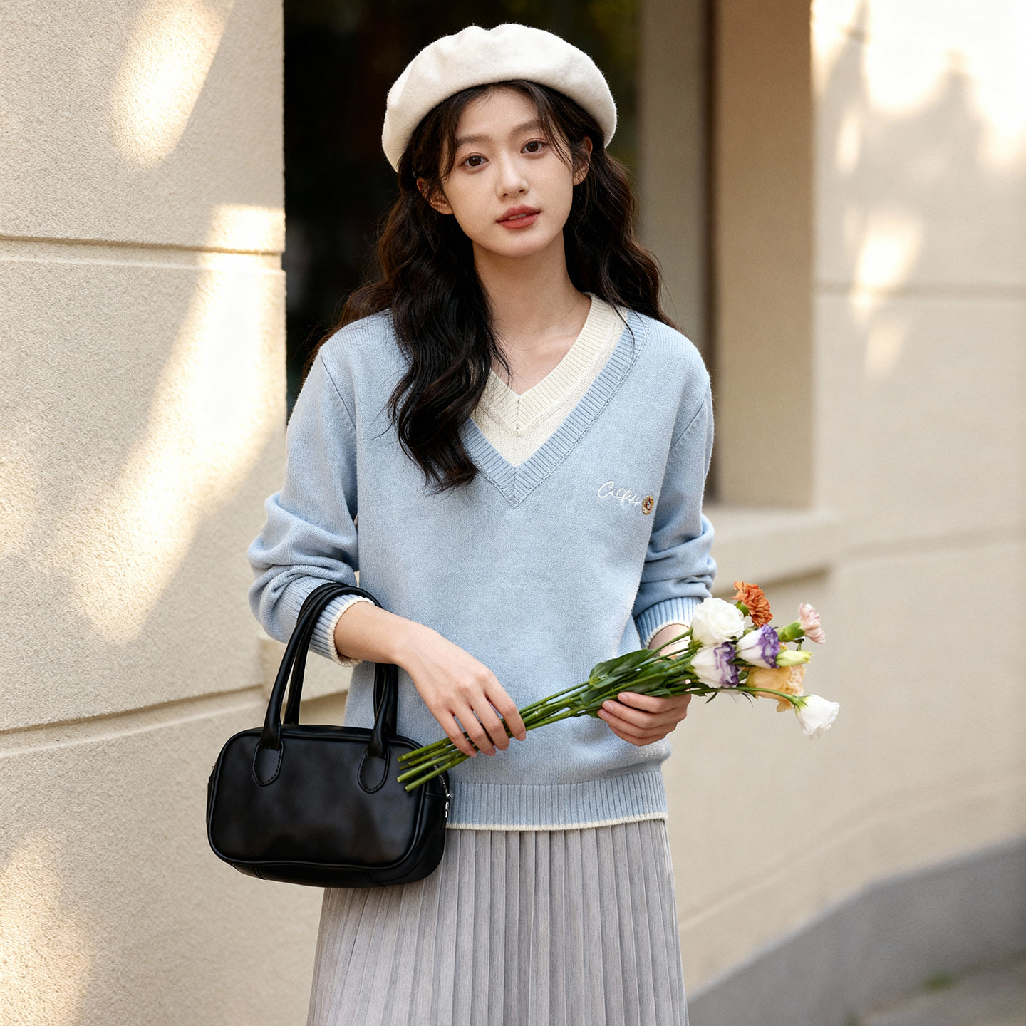 ROCOCO/洛可可刺绣v领假两件撞色针织衫女学院风休闲套头春款上衣