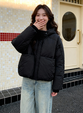ROCOCO洛可可黑色连帽短款羽绒服蓬松保暖休闲百搭冬季外套女