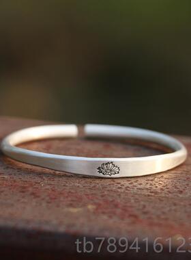 高档999纯中银磨砂古法间扁然 雏菊致精实心天文艺复古手镯