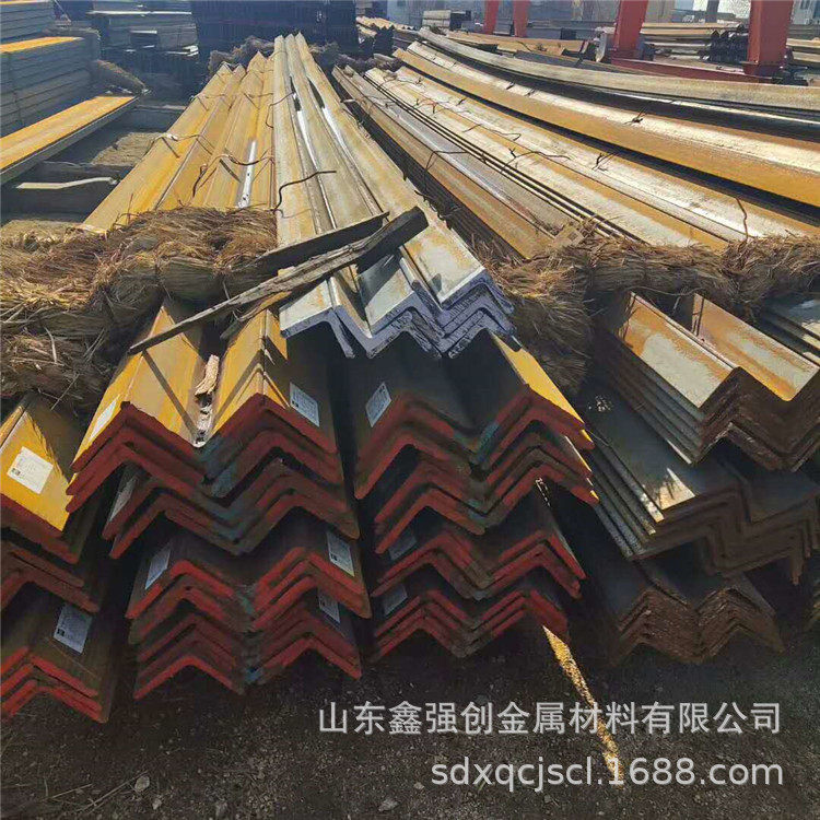 厂家直供  Q345B低合金角钢镀锌角钢热轧黑角铁 角钢角铁等边角钢
