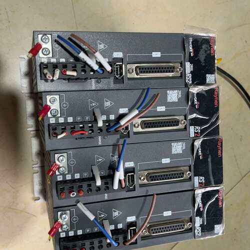 可维修睿能伺服驱动器RS2E-2R8L，400W，单相200-24