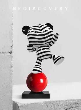 电镀银条纹熊卡通摆件杂技熊客厅样板房间电视柜橱窗创意装饰品