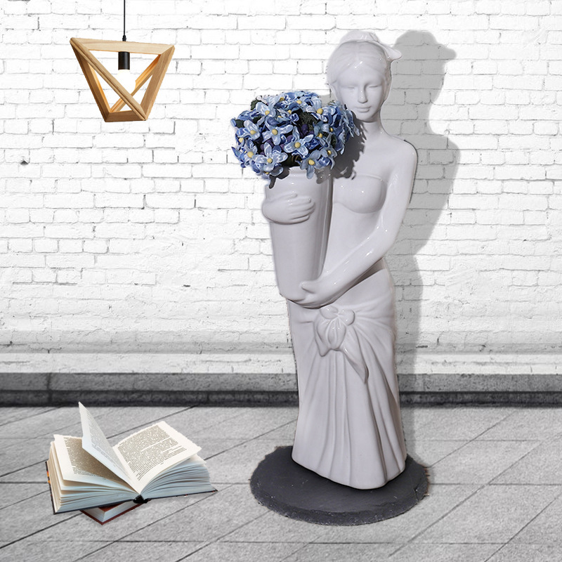 北欧风抱陶女人陶瓷花瓶创意简约现代家居工艺品软装装饰品摆件