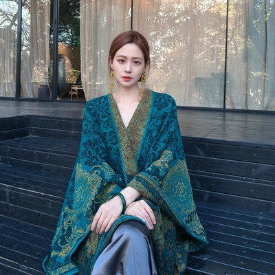 孔雀蓝披肩外搭女旅游民族风斗篷