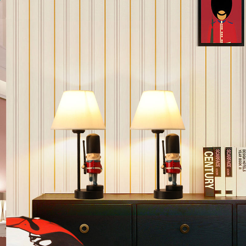 儿童房台灯卧室床头装饰台灯具卡通创意士兵英伦美式男孩女孩学生