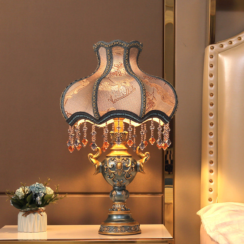 欧式台灯家用遥控卧室床头灯可调节亮度插电式结婚婚房床头柜暖灯