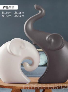 高档北欧创意陶瓷工艺品卧室客厅酒柜电视柜居情对家摆象件侣装饰