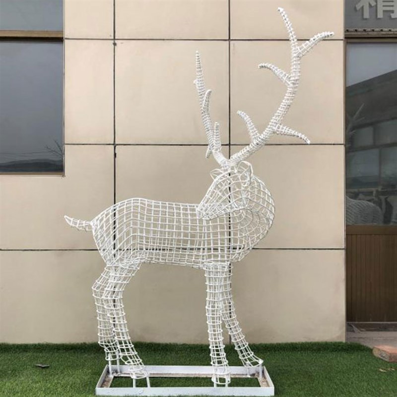 定制不锈钢镂空鹿雕塑定做金属铁艺景观园林创意小鹿草坪订铜摆件