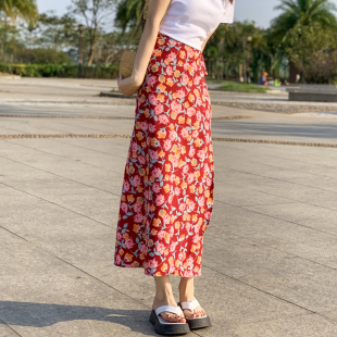 碎花一片式半身裙女2023夏季新款度假系带裹裙开叉雪纺包臀沙滩裙