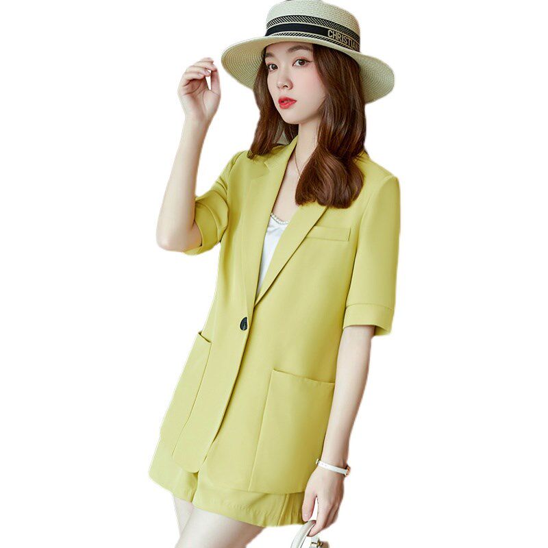 短袖西装外套女夏季薄款气质工作服高级感两件套短裤宽松职业套装