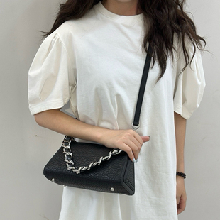 小众设计2025新款立体几何腋下包百搭斜挎时尚链条单肩包