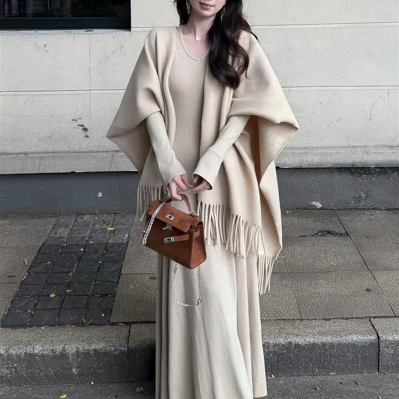 正品高货大码胖MM韩系氛围感穿搭千金风针织连衣裙女秋冬季流苏披