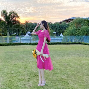 法式复古玫红方领连衣裙女夏季收腰显瘦大摆荷叶边a字气质仙女裙