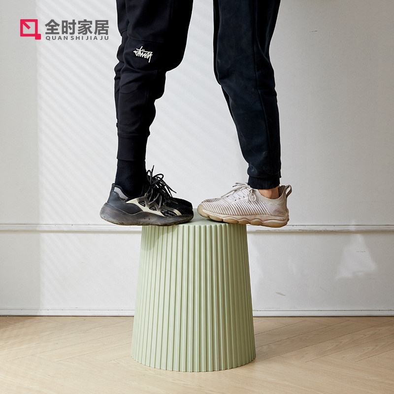 北欧简约塑料桶凳加厚可坐家用创意小圆凳可叠放熟胶登子客厅高凳