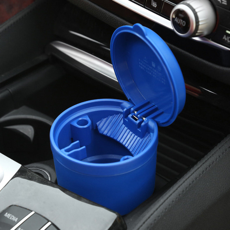 车载大容量烟灰缸汽车内用品多功能耐高温阻燃通用带盖家用烟灰缸