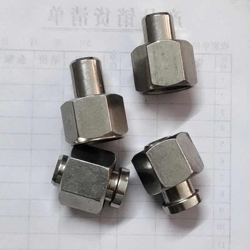 渠沃阀门法兰管件M20*1.5- 14MM 内螺纹焊接连接六角压力表活接头