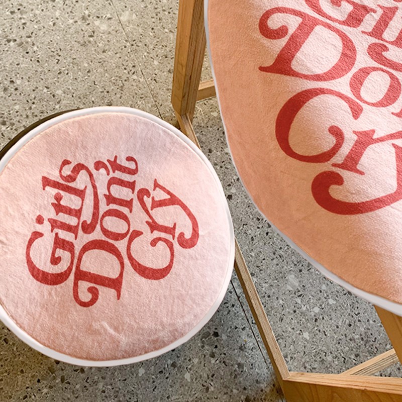 摊牌 可爱少女通用餐桌椅子坐垫四季通用办公室防滑座垫椅垫学生