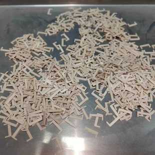 PEEK 工程塑料 垫片 小零件 精密件 微小零件 超薄片加工 精雕