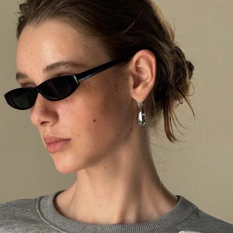 水滴式个性小窄长椭圆形扁框猫眼墨镜女潮L街拍欧美肯豆感太阳眼
