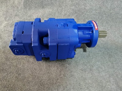 供应1115/33402泊姆克三联泵