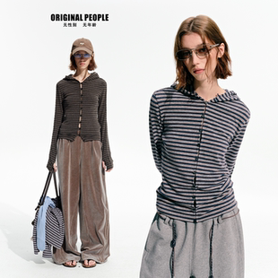 ORIGINAL PEOPLE早春复古亲肤MIU系镂空撞色条纹修身连帽针织T恤