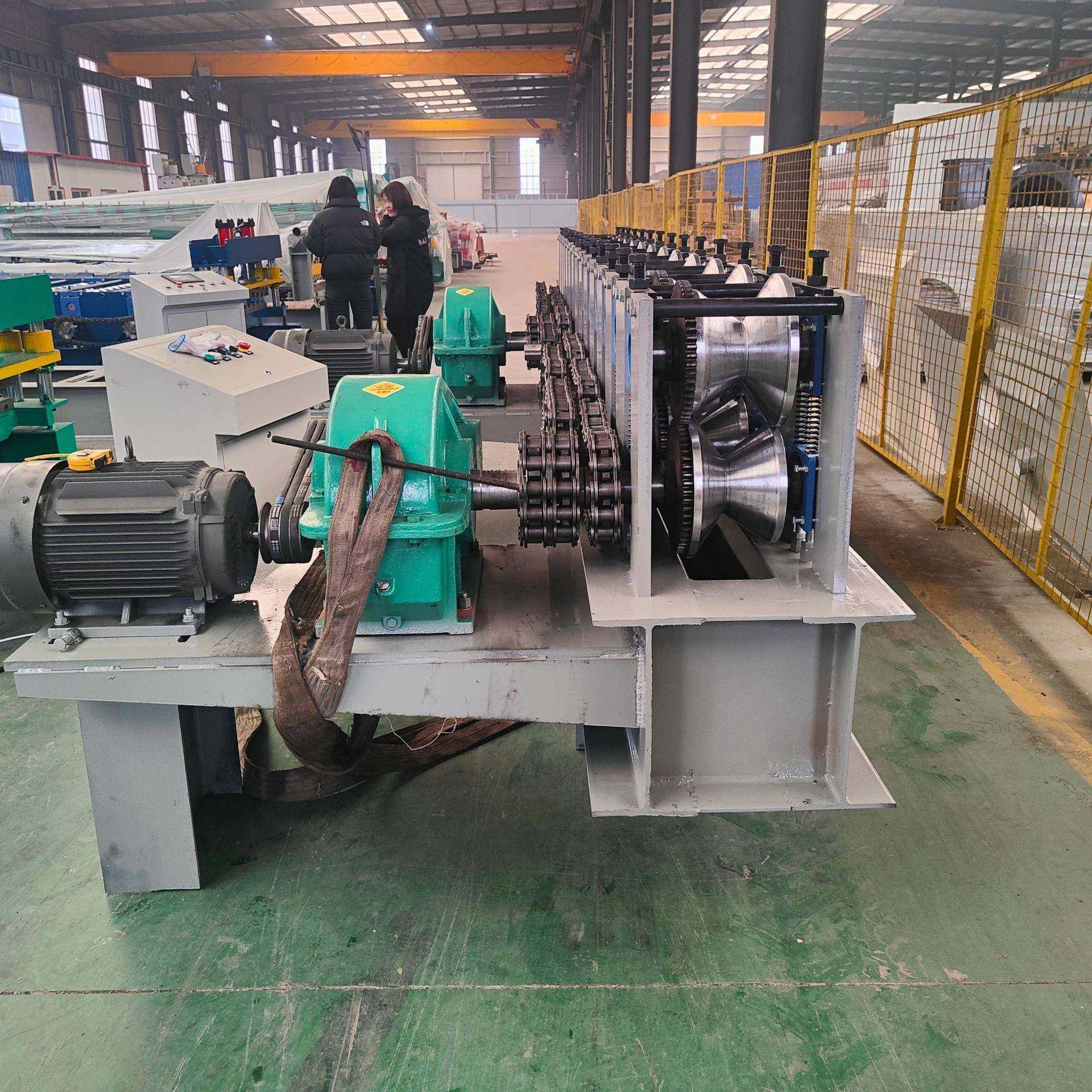 圆管变方管辊压成型机镀锌圆管挤压成矩形方管压瓦机设备,五金/工具,其他机械五金,淘宝优惠券,粉丝福利购,淘宝优惠卷