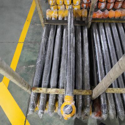 现代215-7挖机配件大臂油缸总成31E1-50212/31E1-50222