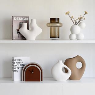 现代格调高级感大地色艺术软装饰品摆件高档轻奢家居客厅酒柜摆设