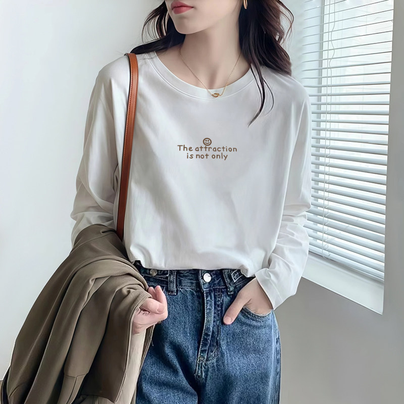 2026早秋内搭打底衫长袖t恤女白色宽松大码外穿设计感上衣