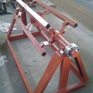 铝卷铁皮上料架手动涨紧伸缩架压瓦机彩钢卷放料架彩钢瓦上料架
