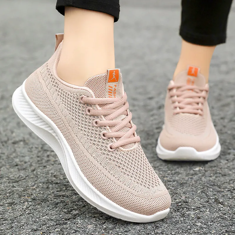 新款女鞋夏季运动鞋女款爆款百搭飞织透气软底减震轻便跑步鞋球鞋