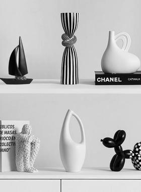 意式极简帆船摆件高级感小众艺术黑色电视柜装饰创意书架书柜展示