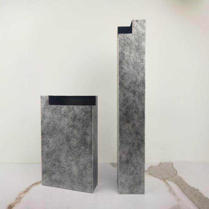 现代简约创意金属花器花瓶花插样板房售楼处桌面金属工艺品摆件,模玩/动漫/周边/娃圈三坑/桌游,文化/体育周边,淘宝优惠券,粉丝福利购,淘宝优惠卷