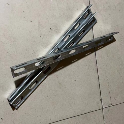 镀锌角钢冲孔角钢冲孔扁管角铁热镀锌横担货架花角铁钢材国标铁角