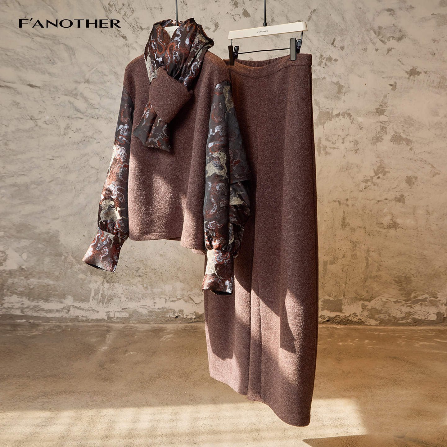 名邦女装2025冬韩版松弛感圆领长袖针织衫气质加厚弯刀休闲裤套装,女装/女士精品,时尚套装,淘宝优惠券,粉丝福利购,淘宝优惠卷