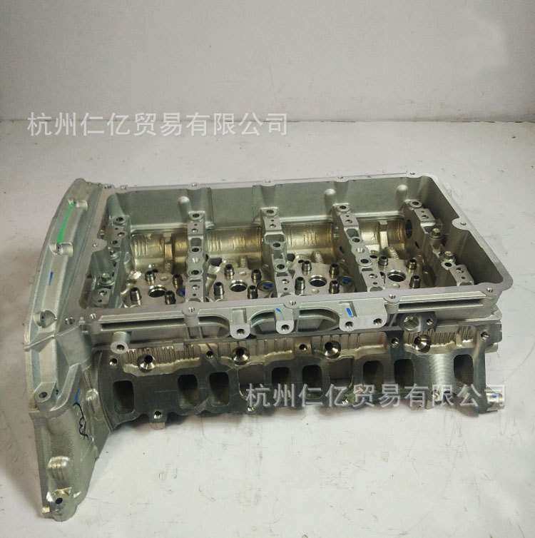 6C1Q-6C032-BA 2.4全顺V348 JX4D24域虎气缸盖AMC 908767