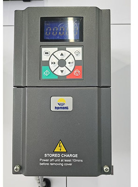 全新 HPMONT海浦蒙特 HD3N-4T7P5G显示器变频器 调速操作