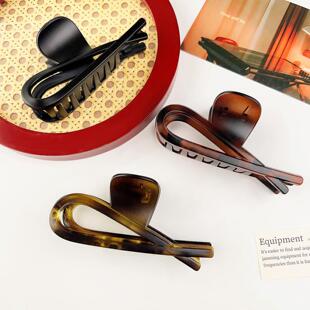 发量少抓夹女2024新款高级感后脑勺盘发发夹中号头发夹子头饰