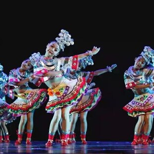 六一小荷风采苗妹妹儿童舞蹈演出服苗族少数民族舞台表演服装