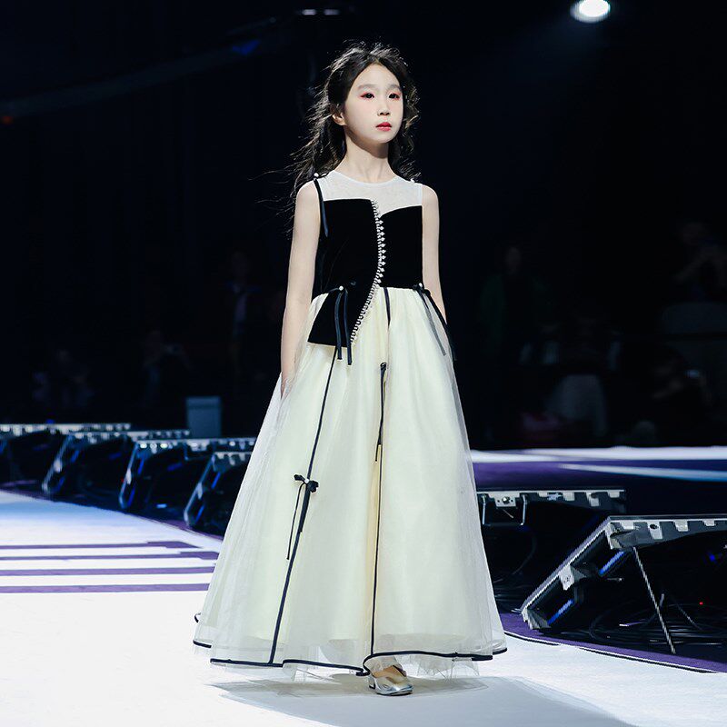 女童礼服公主裙儿童钢琴演出服童模走秀主持人高端大气合唱表演服