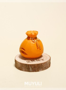 木头手工木雕钱袋发财招财汽车摆件办公室桌面装饰品生日礼物女生