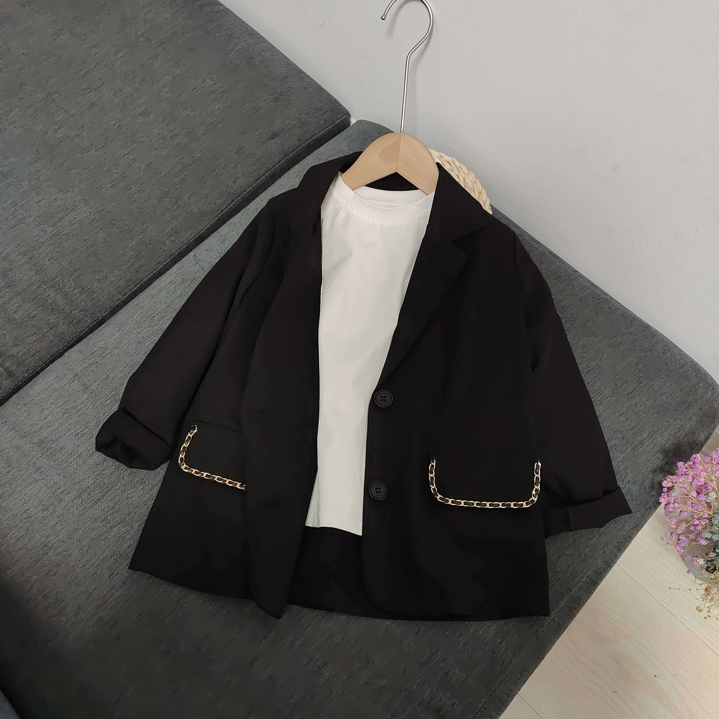 女童黑色西服外套潮款春秋新款2024西装春夏薄款开衫外搭洋气时髦