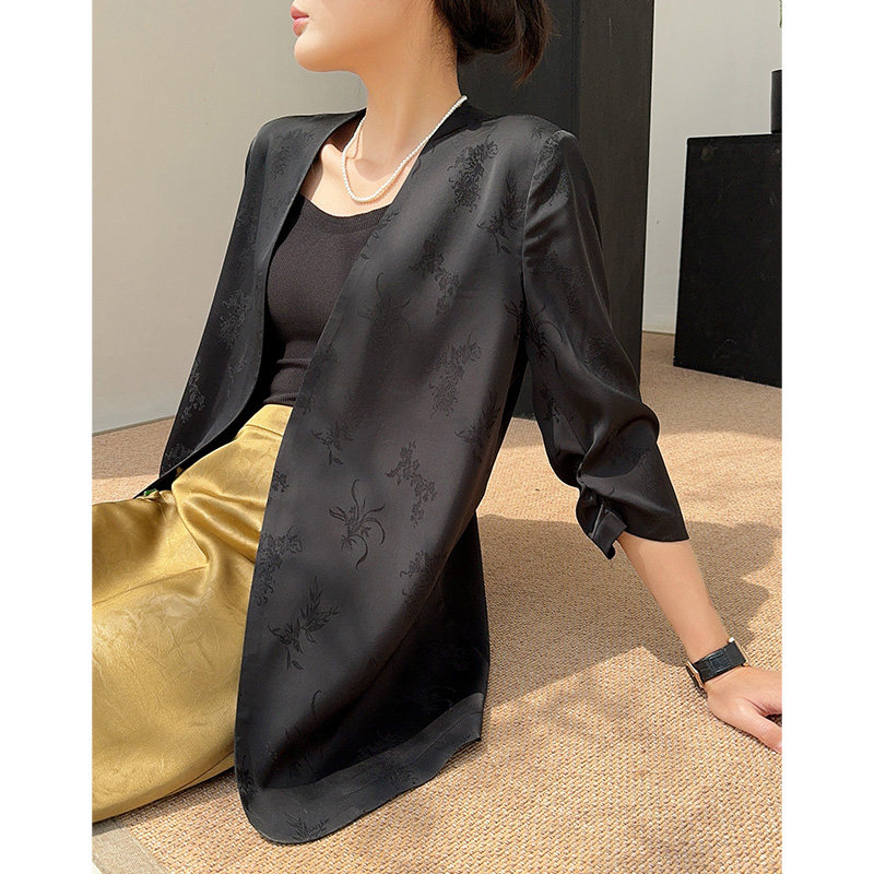 黑色无领缎面七分袖西装外套女夏季薄款2024新款短袖西服高级感