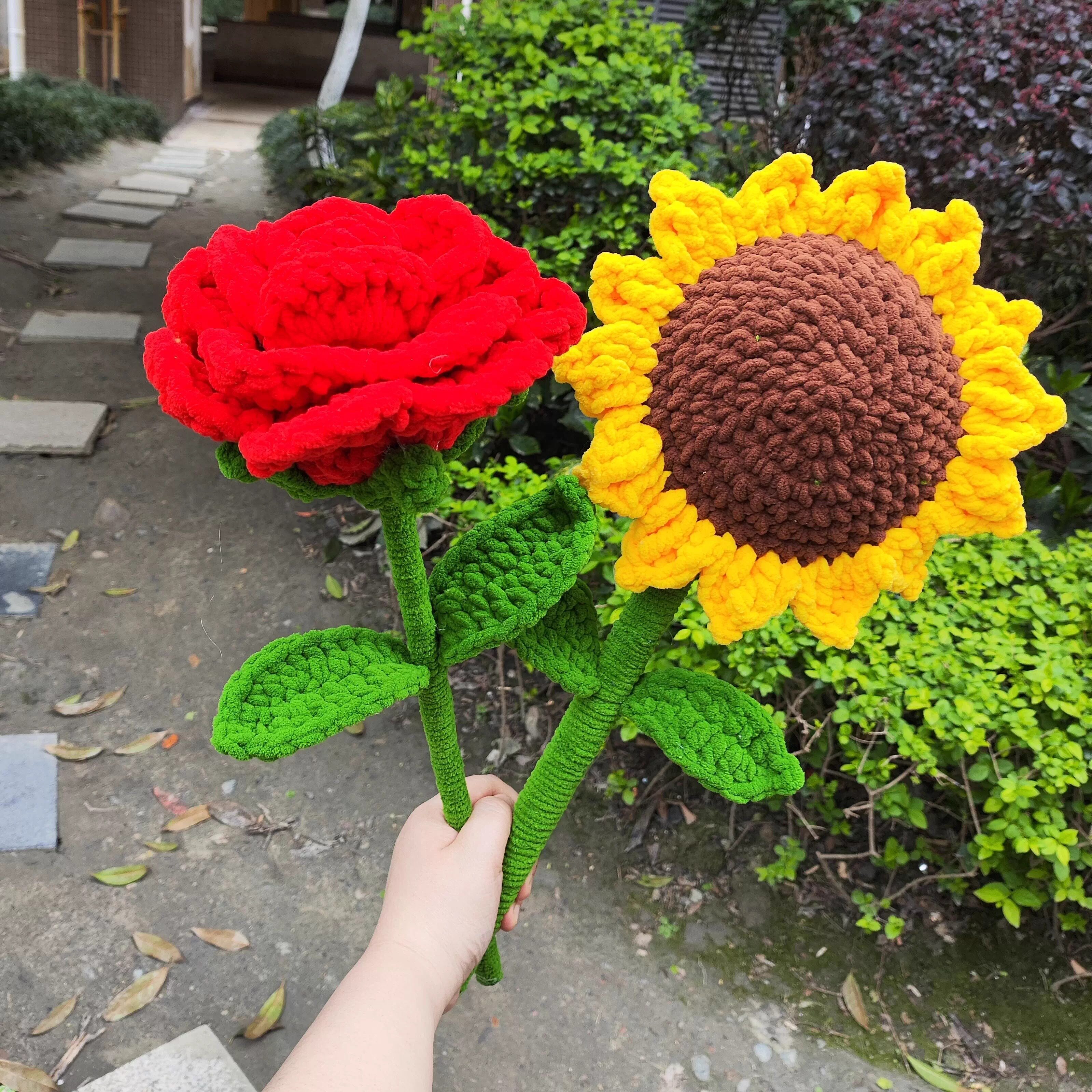 成品编织毛线大花束向日葵玫瑰花