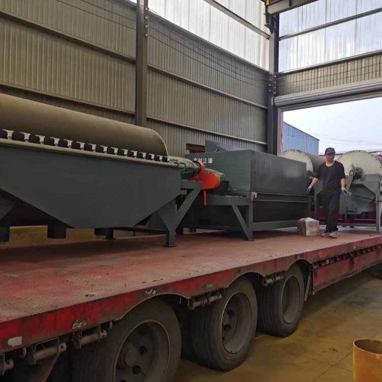 干选水选磁选机湿式滚筒式除铁器铁矿砂石河沙强磁分离机铁粉提纯
