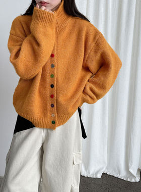 鹿西 韩系设计感彩色纽扣立领毛衣外套女软糯羊毛针织开衫厚ss847