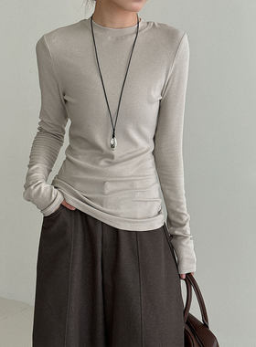 鹿西别致修身显瘦纯色圆领打底衫女秋季新款内搭正肩长袖上衣2049